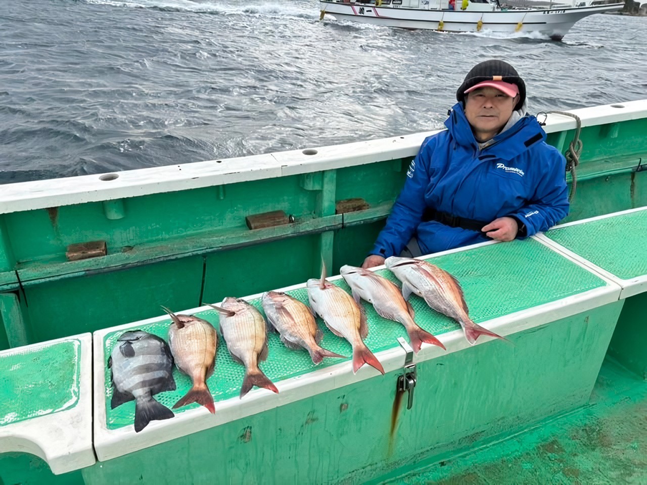 【釣果速報】神奈川県大松丸でマダイ好調！3.00kgのどっしりサイズ上がる！自己記録更新を狙うなら今すぐ乗船だ！