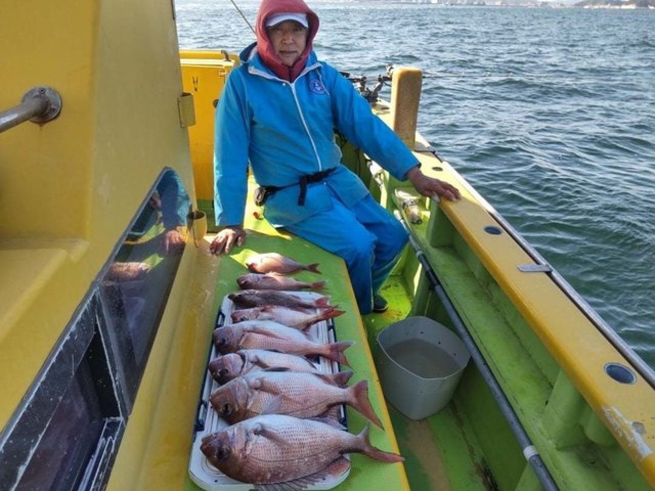 【釣果速報】神奈川県鴨下丸kawanaで1.30kgの良型マダイをゲット！あなたも神奈川県鴨下丸kawanaでマダイを狙おう！