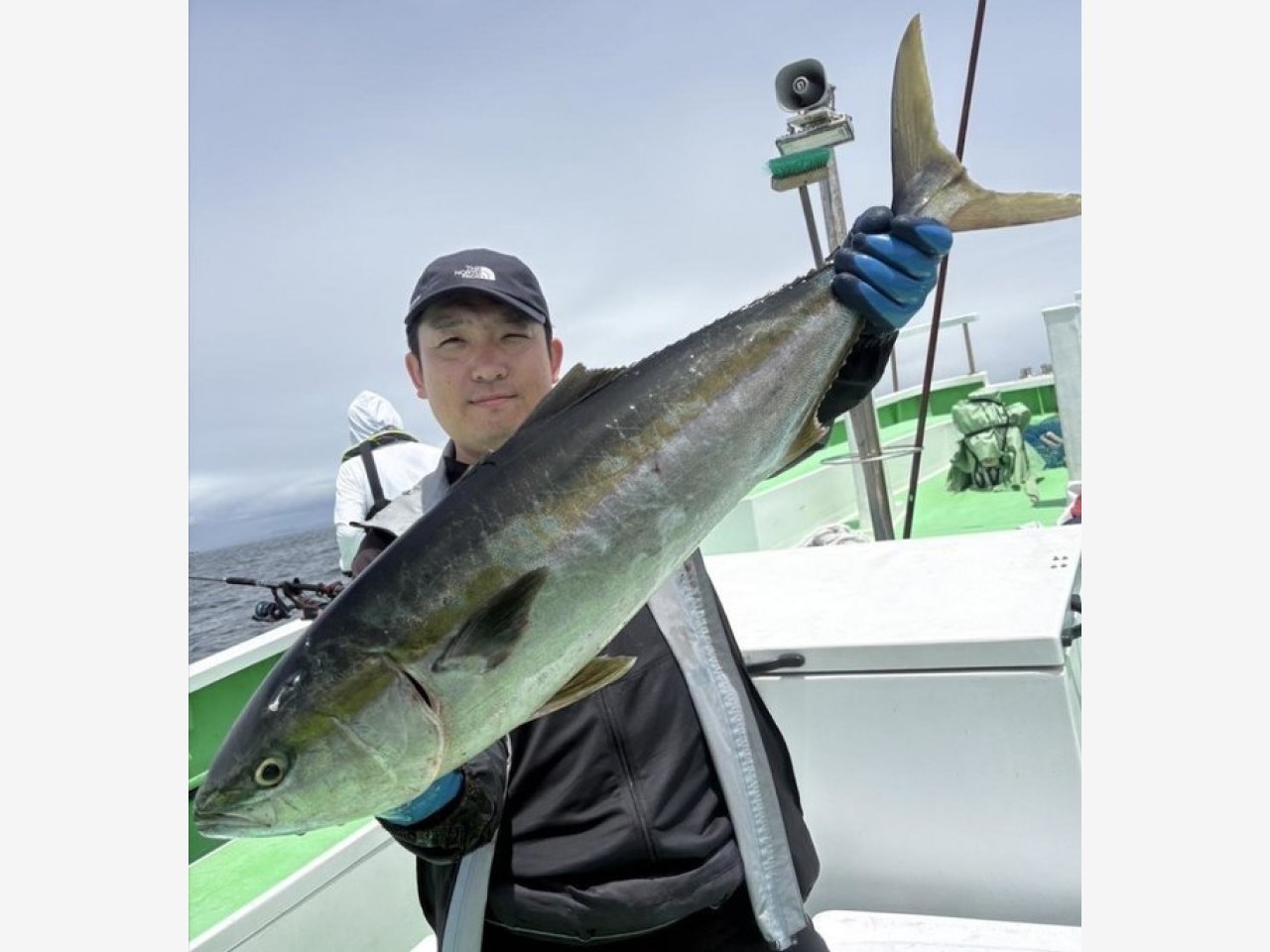 【釣果速報】神奈川県あまさけや丸でブリ・ヒラメ・クロアナゴと人気魚種続々ゲット！いろいろな魚との出会いを楽しみたい人は即予約を！