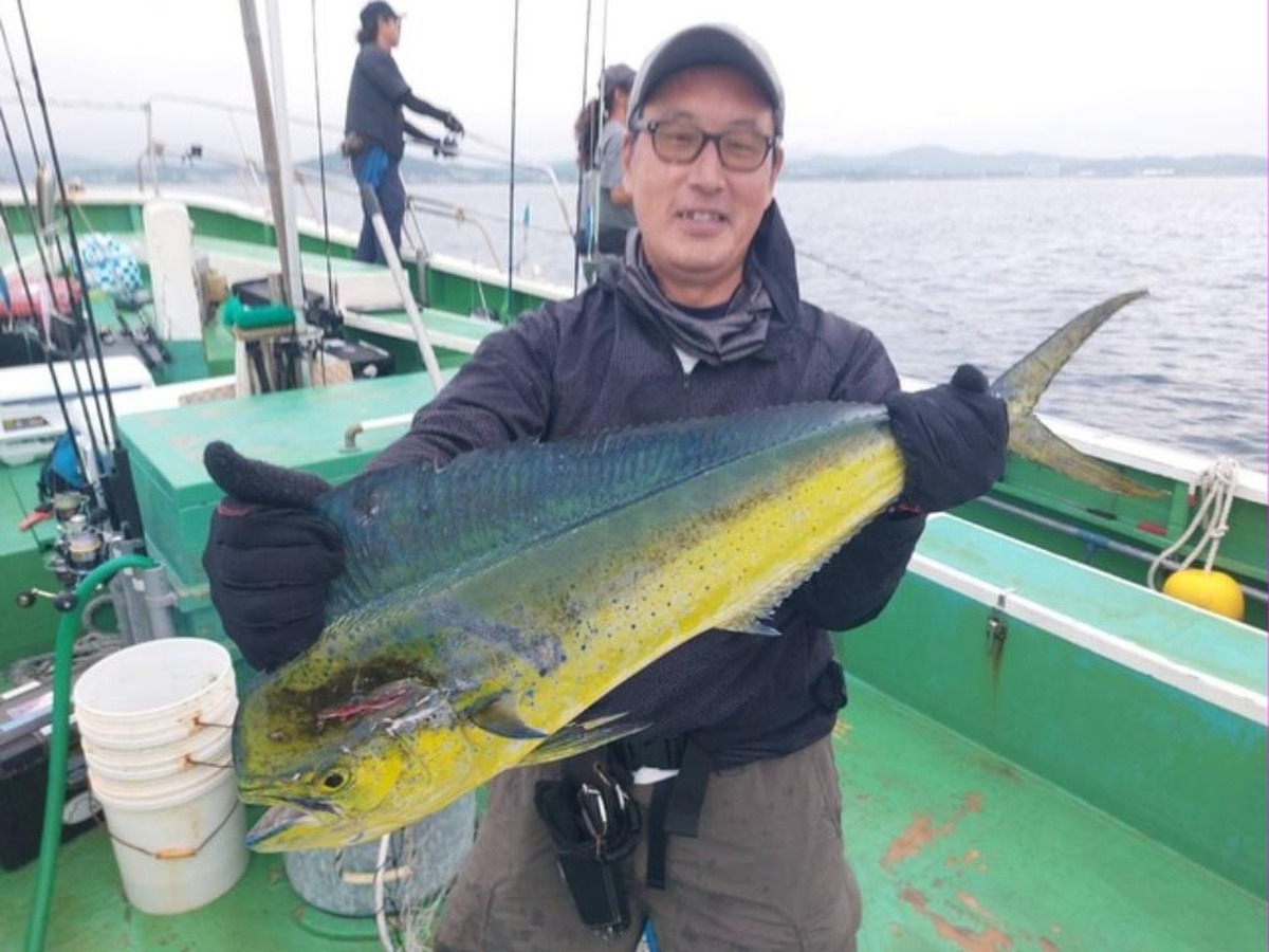 平塚 庄治郎丸のシイラ 8月31日