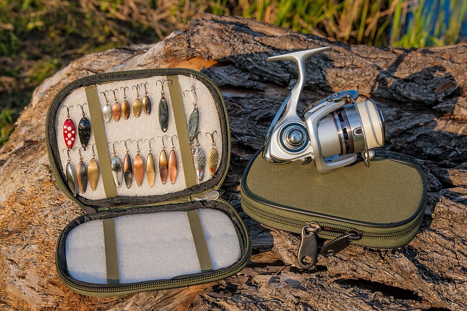 ルアー　リール　写真
