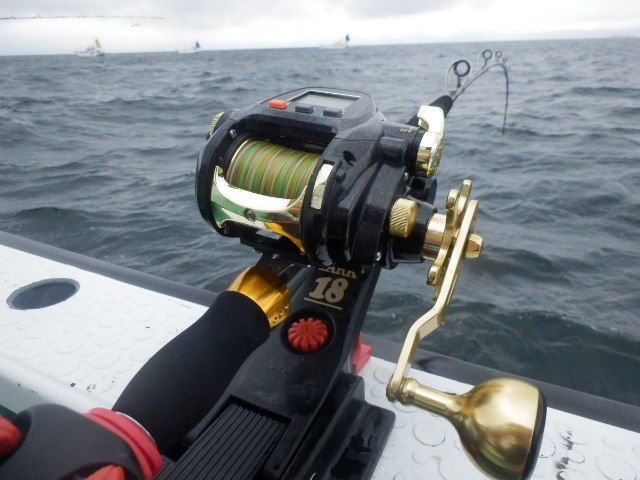 電動リール　写真
