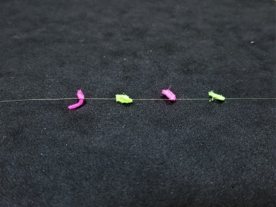 鮎釣り　仕掛け　目印　写真