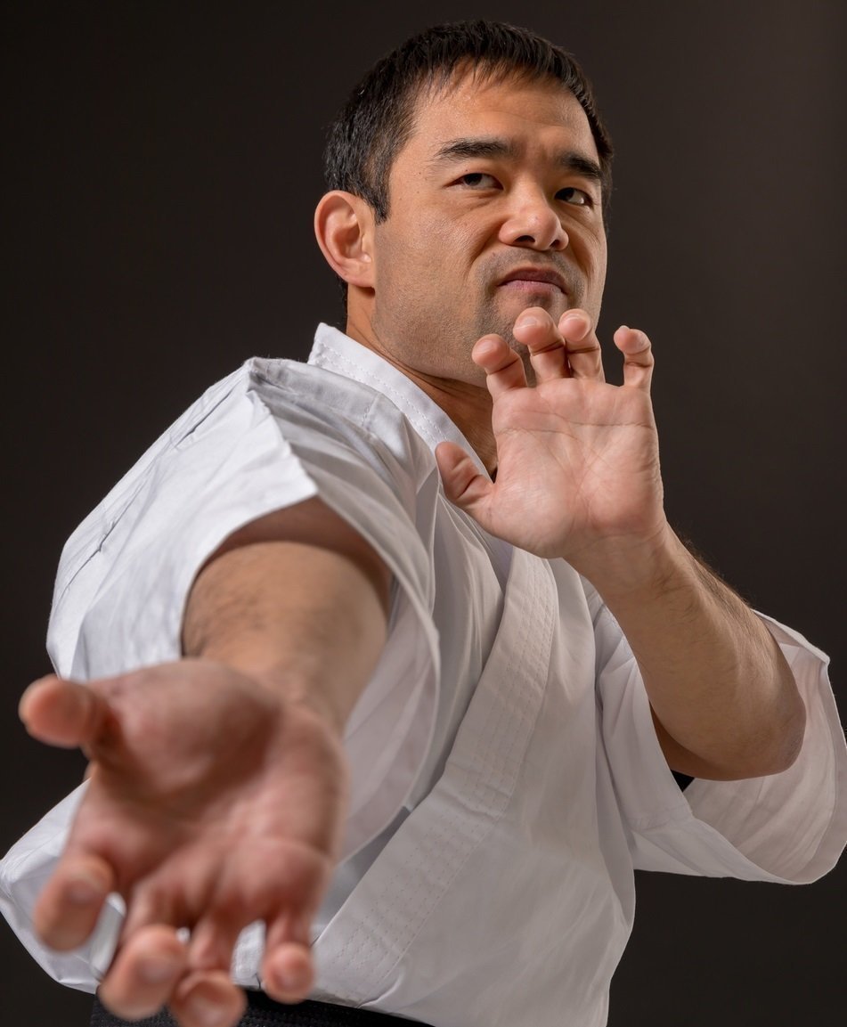 空手　男性　写真