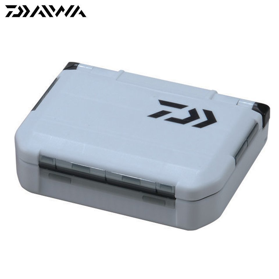 ダイワ　写真　タックルボックス