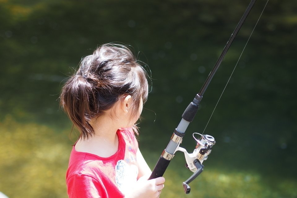 女性　釣り　PEライン