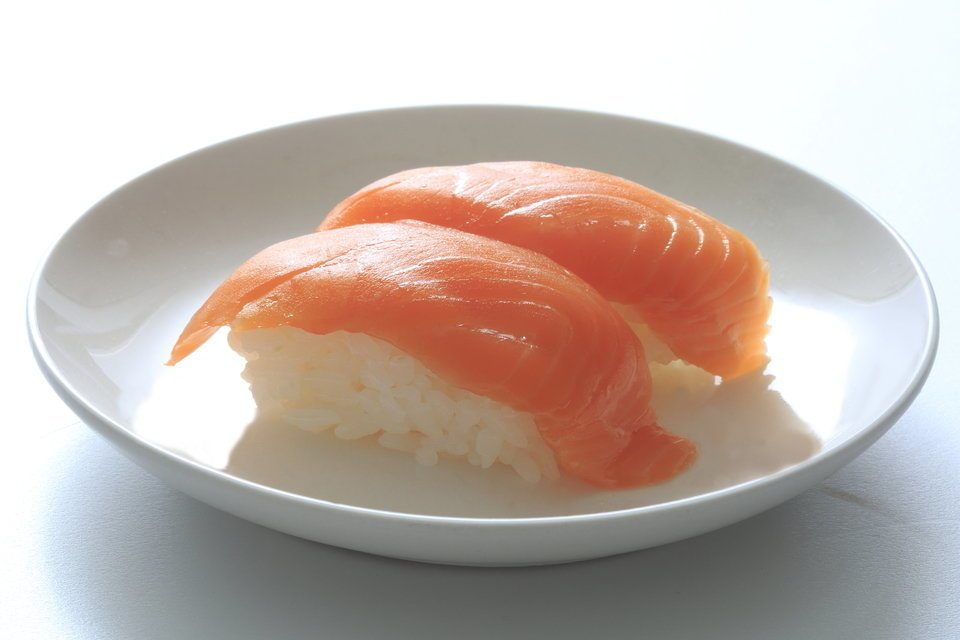 サーモン おすし