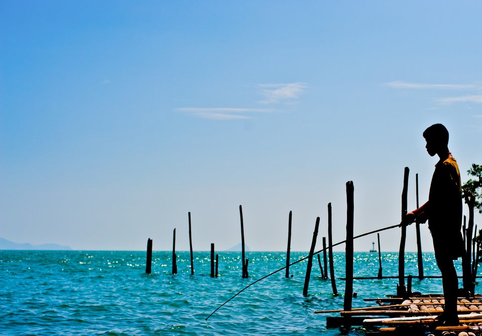 釣り人 海 空 写真