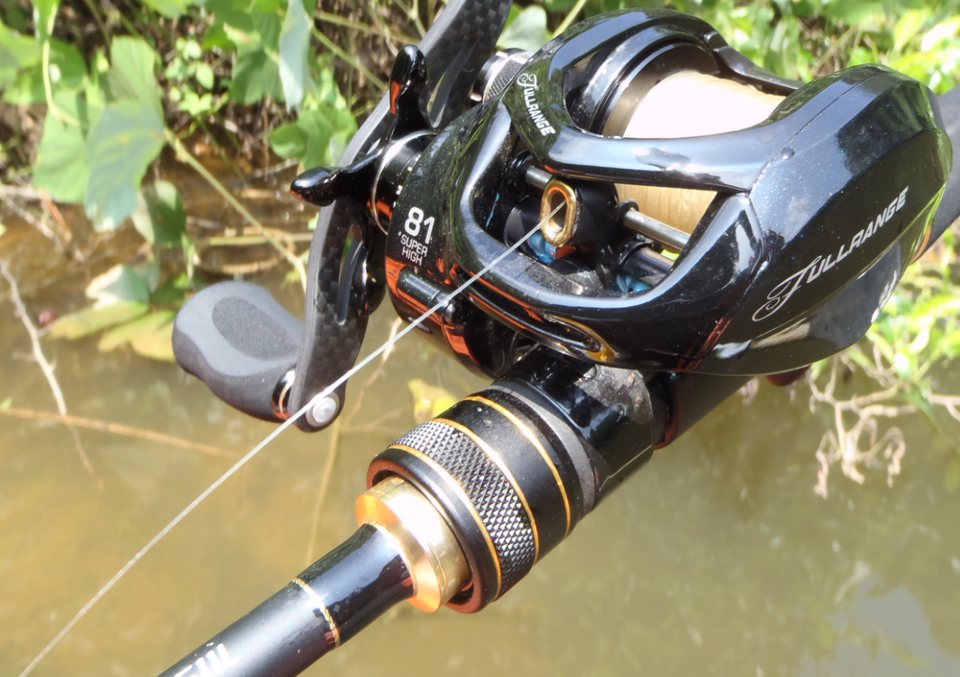 ライン　リール　写真