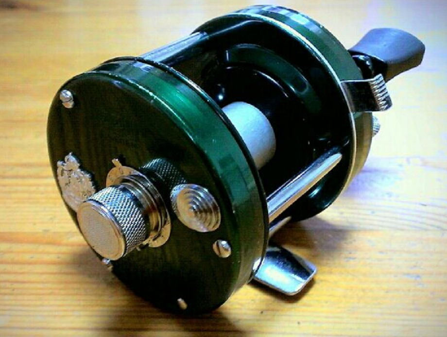 オールドABUリール・5000Dの写真