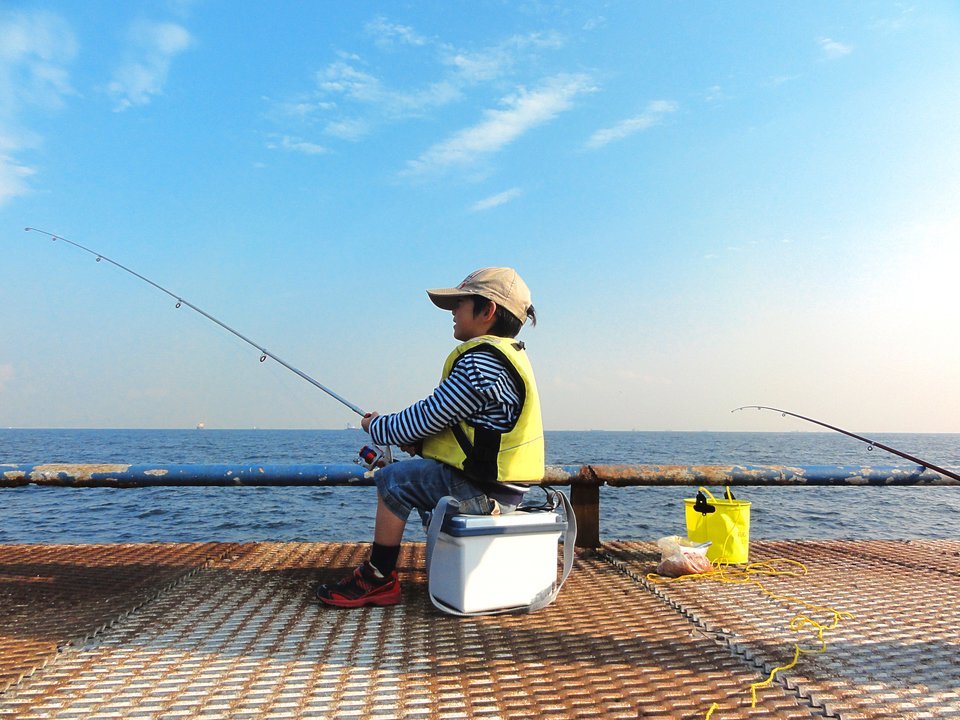 海上釣り堀から釣りを始めよう 釣り初心者に必要な準備とは