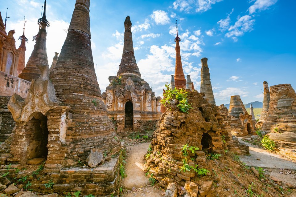 インディン遺跡　インレー湖　ミャンマー　写真