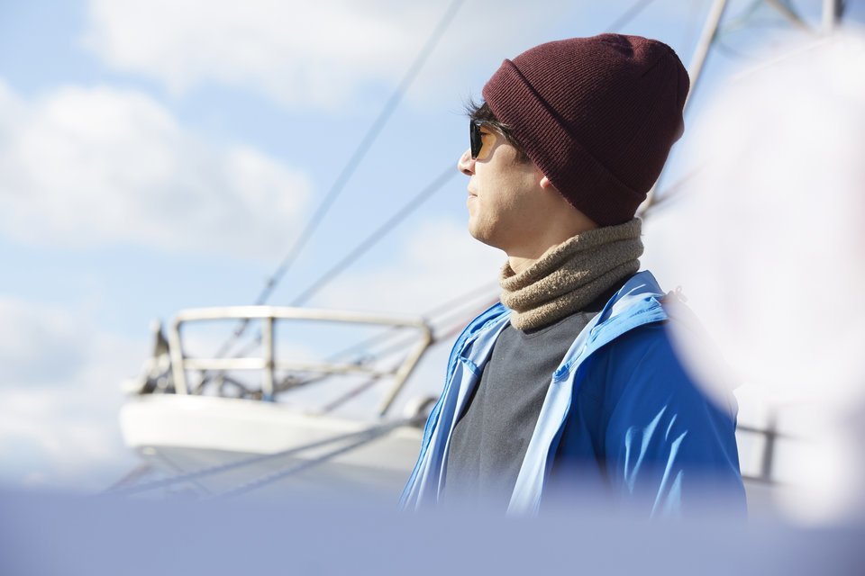 釣り人　男性　釣船　写真