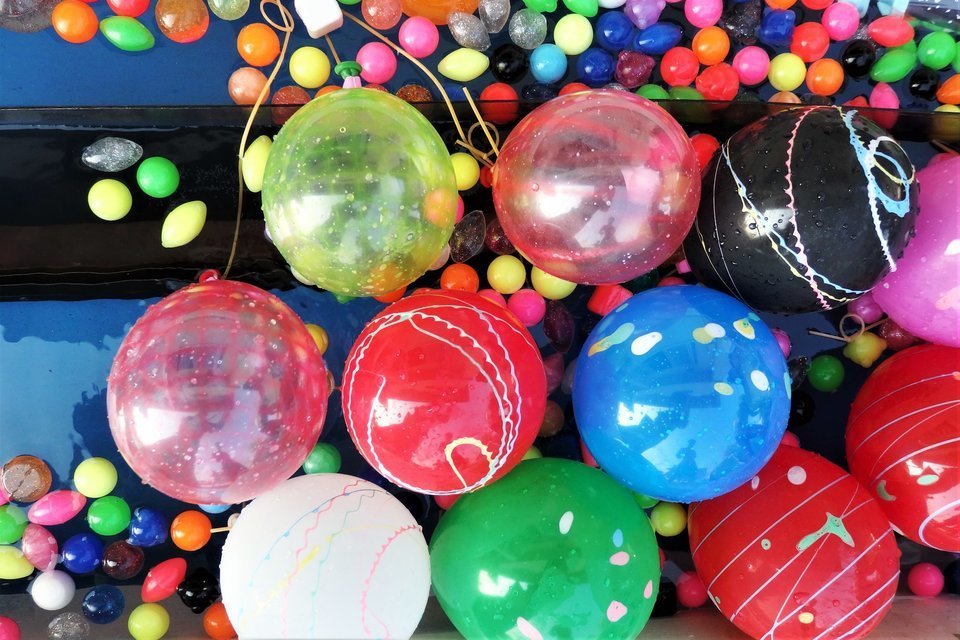 水風船　スーパーボール　水　写真