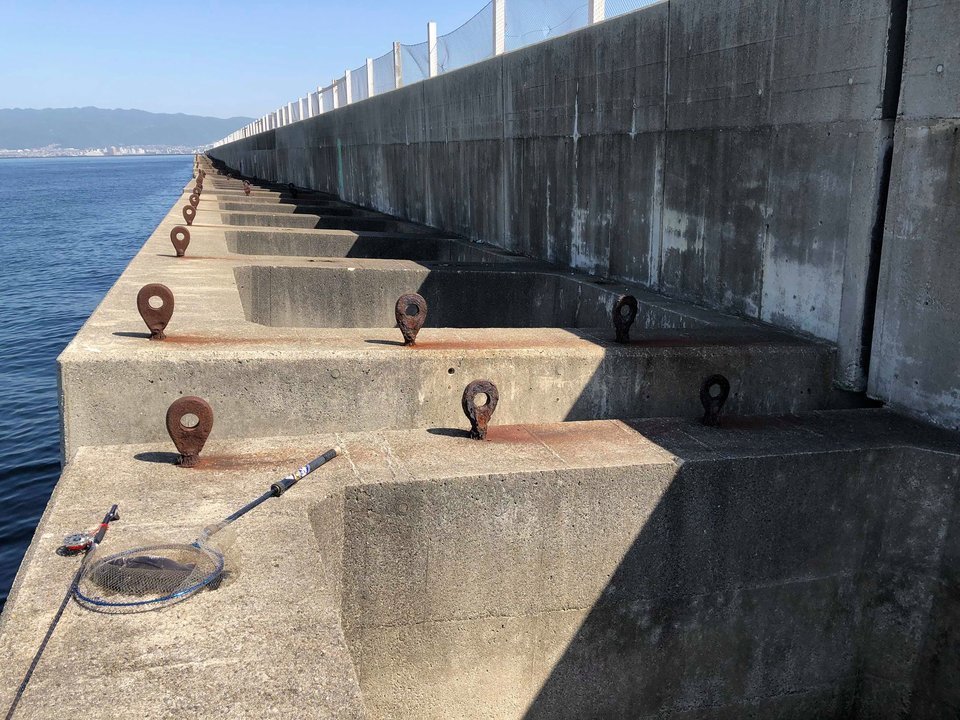 スリット　　写真