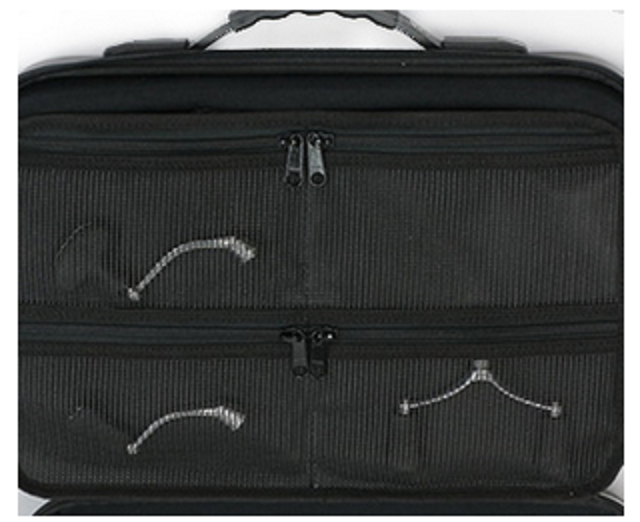 リースケース内のポケットの写真