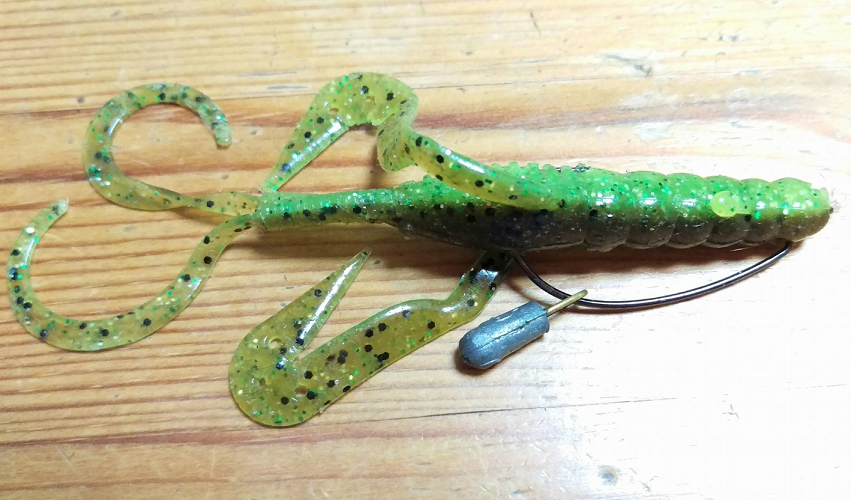 ワームとフックとシンカーの組み合わせ