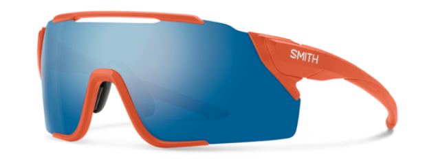 サングラスのアップ写真