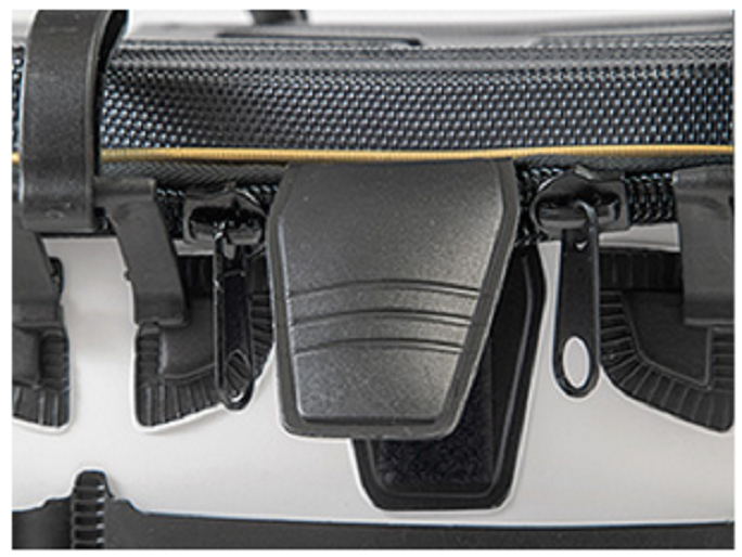 タックルバッグのアップ写真