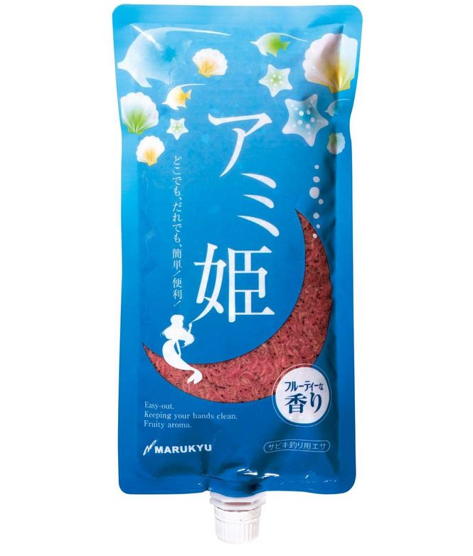 撒き餌のアップ写真