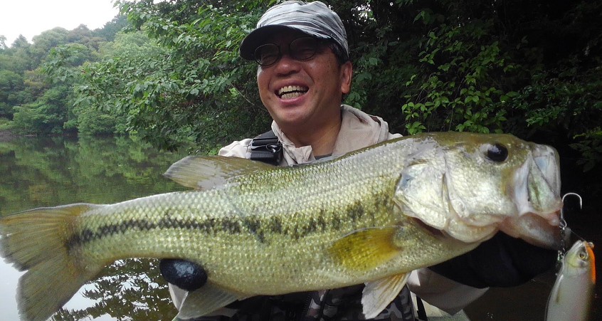 魚とルアーのアップ写真