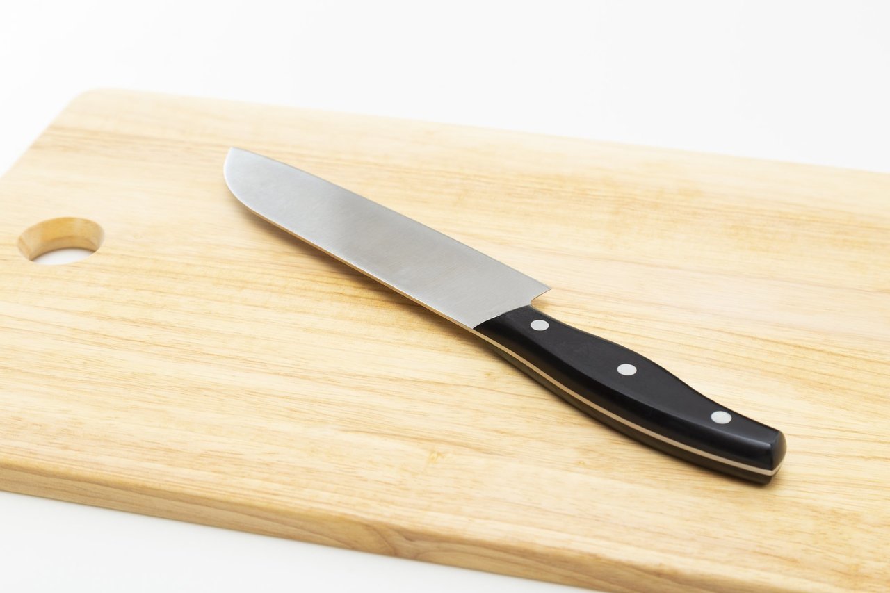 包丁とまな板の写真